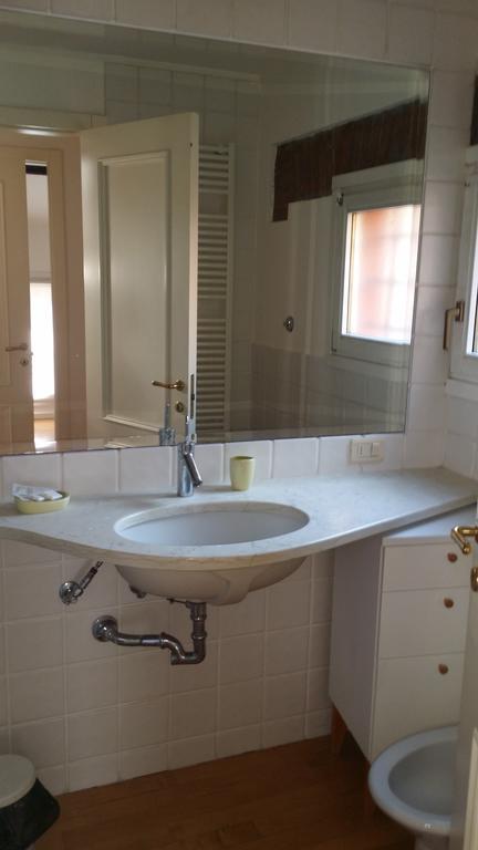 Ferienwohnung Mansarda Santa Margherita Bologna Zimmer foto